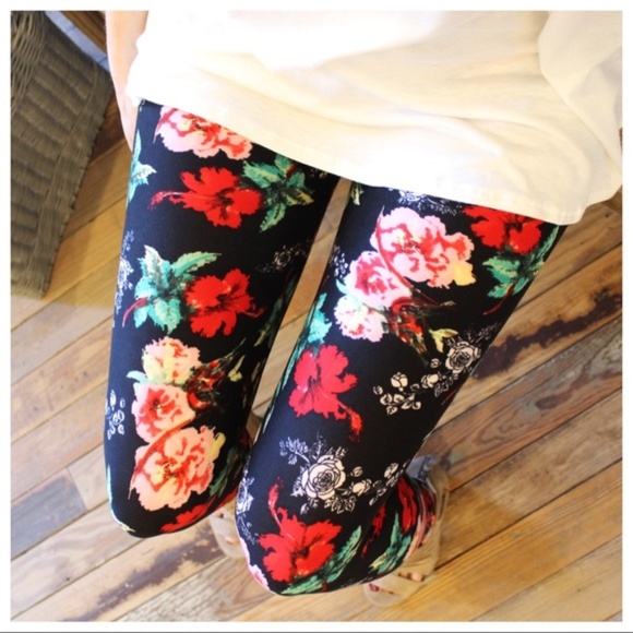 Infinity Raine Pants - Floral Print Leggings